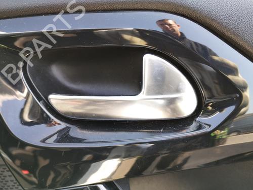 Maniglia interna anteriore destra PEUGEOT 208 I (CA_, CC_) 1.4 HDi (68 hp) 27042146