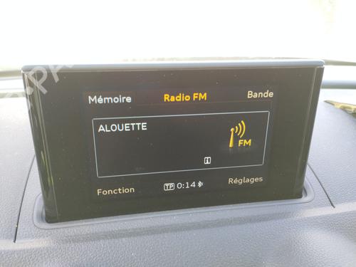 Display AUDI A3 Sportback (8VA, 8VF) 1.4 TSI (150 hp) 28809771