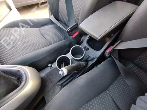 Console centrale Console centrale TOYOTA VERSO (_R2_) 2.0 D-4D (AUR20_, AUR20R) (126 hp) 33544324 33544324