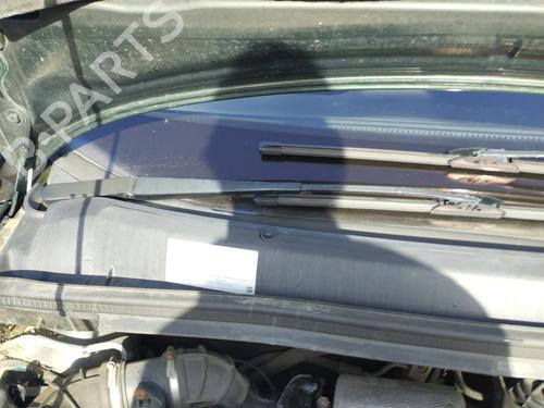 Used Front windshield wiper arm OPEL ZAFIRA A MPV (T98) 2.0 DTI 16V (F75) (101 hp) 27073725