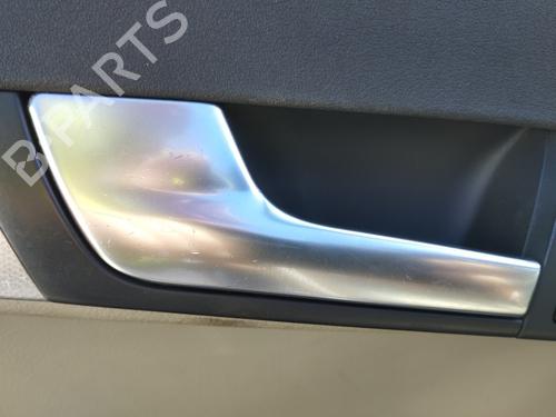 front-left-interior-door-handle-audi-a3-sportback-8pa-2004-2005-2006-2007-2008-2009-2010-2011-2012-2013-2014-2015-33682473 main image