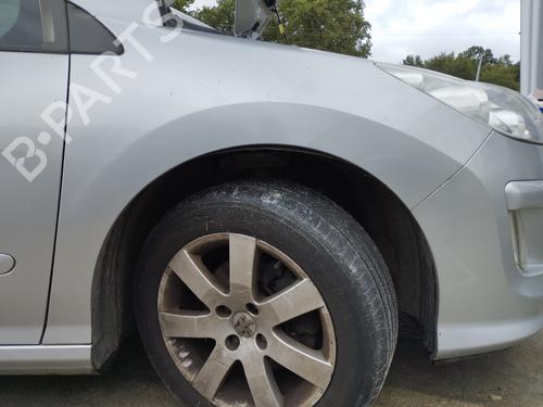 Used Right front fenders PEUGEOT 308 SW I (4E_, 4H_) 1.6 HDi (109 hp) 28440666