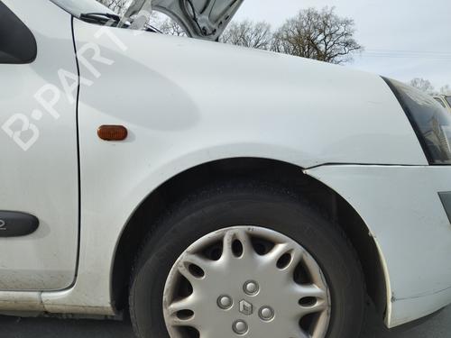 Forskærm Højre RENAULT CLIO II (BB_, CB_) 1.2 (BB0A, BB0F, BB10, BB1K, BB28, BB2D, BB2H, CB0A,... (58 hp) 31757161