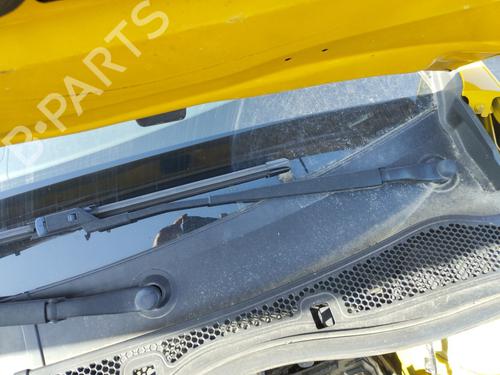 Used Front windshield wiper arm Front windshield wiper arm 36943393 36943393