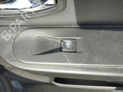 Used Right front window switch RENAULT CLIO IV (BH_) 1.5 dCi 75 (75 hp) 27044498