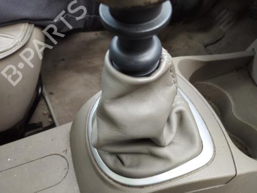 Shift knob RENAULT CLIO III (BR0/1, CR0/1) 1.5 dCi (BR0H, CR0H, CR1S, BR1S) | BP29969243I34