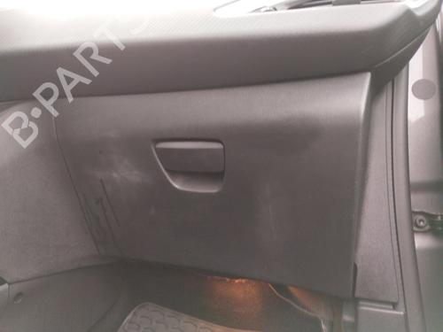 Hanskerom PEUGEOT 2008 I (CU_) 1.2 THP 110 / PureTech 110 (110 hp) 31036757