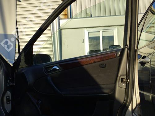 Drzwi przednie prawe MERCEDES-BENZ C-CLASS (W203) C 220 CDI (203.008) | BP30792851C3 