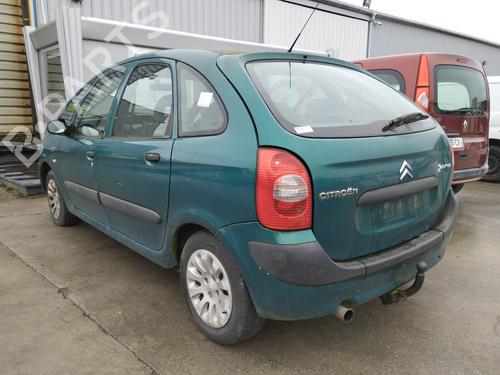 Used Left taillight CITROËN XSARA PICASSO (N68) 2.0 HDi (90 hp) 32668370