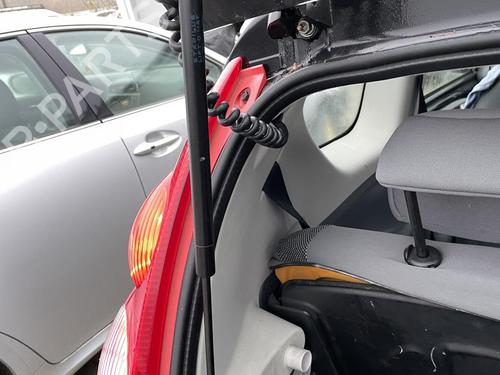 Tailgate lift support PEUGEOT 107 (PM_, PN_) 1.0 | BP27081441C138