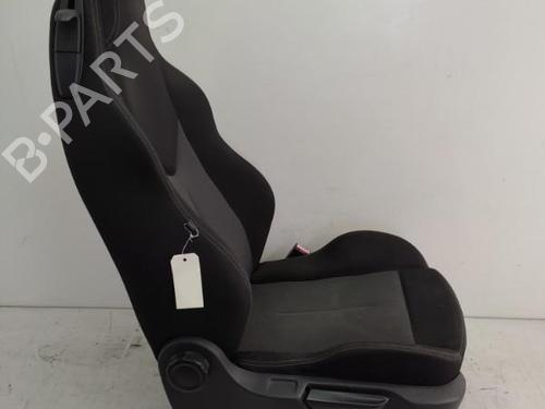 Stol høyre foran PEUGEOT RCZ 2.0 HDi (163 hp) 27071846
