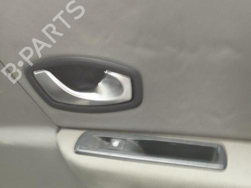 Used Rear right interior door handle RENAULT MEGANE III Grandtour (KZ0/1) 1.5 dCi (KZ09, KZ0D, KZ1G, KZ29, KZ14, KZ1W, KZ10, KZ1F,... (110 hp) 27082442