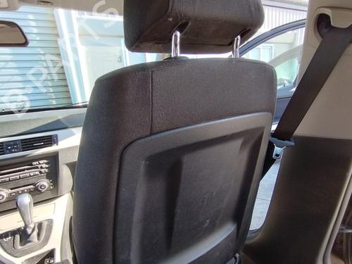 Used Right front seat Right front seat BMW 3 Touring (E91) 318 d (143 hp) 33218685 33218685