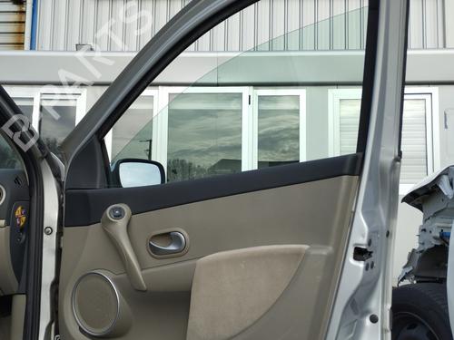 Used Front right door window RENAULT CLIO III (BR0/1, CR0/1) 1.2 16V (BR0P, CR0P) (101 hp) 31133215