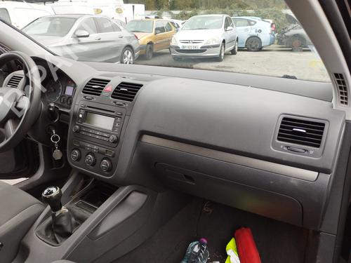 Tableau de bord VW GOLF V (1K1) 1.6 FSI | BP29992860C46 