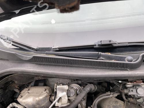 Used Front windshield wiper arm VW GOLF VI (5K1) 1.6 TDI (105 hp) 27086785