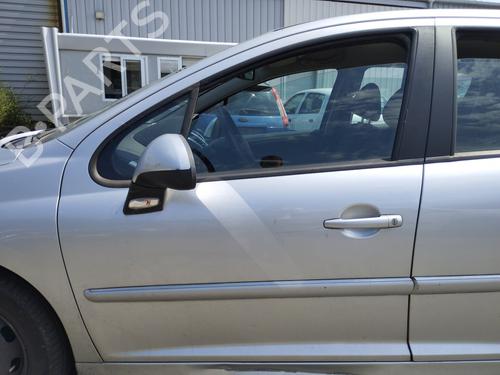 Venstre foran trekantet rude Venstre foran trekantet rude PEUGEOT 207 (WA_, WC_) 1.6 16V VTi (120 hp) 36792115 36792115