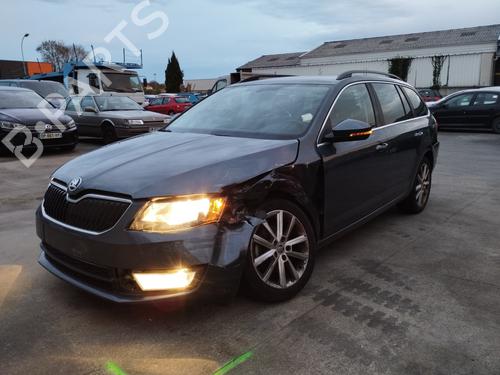 Left front fog light SKODA OCTAVIA III Combi (5E5, 5E6) 2.0 TDI | BP30174850C30