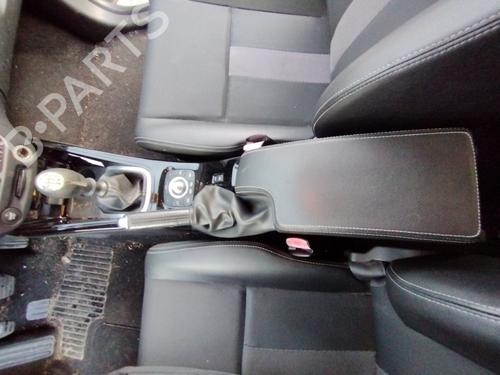 Mittelkonsole RENAULT MEGANE III Coupe (DZ0/1_) 1.5 dCi (DZ09, DZ0D, DZ1F, DZ1G, DZ14, DZ29) (110 hp) 31950624