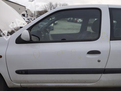 Used Left front door RENAULT CLIO II (BB_, CB_) 1.2 (BB0A, BB0F, BB10, BB1K, BB28, BB2D, BB2H, CB0A,... (58 hp) 31757163