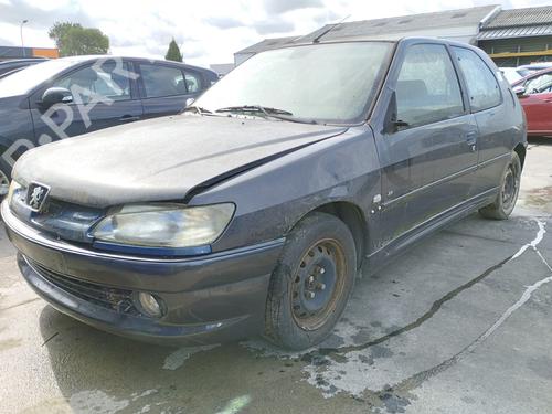 Pièces Détachées Usagées PEUGEOT 306 Hatchback (7A, 7C, N3, N5) 2.0 HDI 90 (90 hp) 3589151