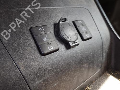 Used Right front seat Right front seat TOYOTA PRIUS (_W3_) 1.8 Plug-in Hybrid (ZVW30, ZVW35) (136 hp) 27342591 27342591