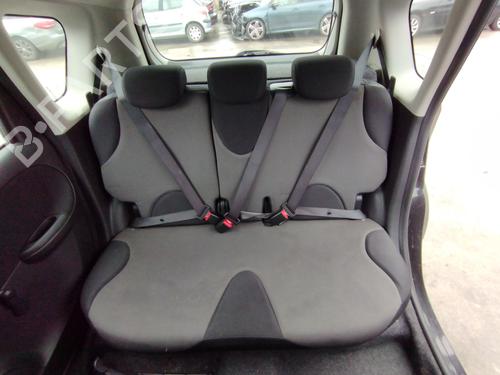 Sedile posteriore NISSAN NOTE (E11, NE11) 1.5 dCi (86 hp) 32231041