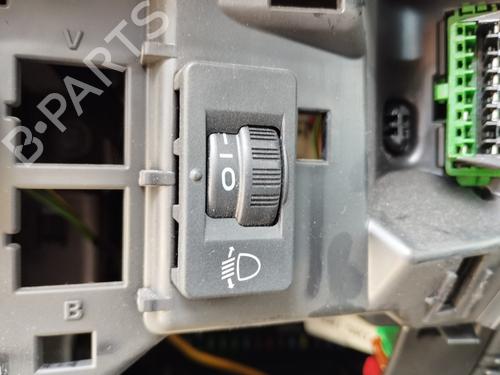 Hovedlysbryter Hovedlysbryter CITROËN C4 Picasso I MPV (UD_) 1.6 HDi (109 hp) 39891478 39891478