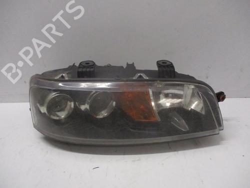 Used Right headlight Right headlight FIAT PUNTO (188_) 1.2 60 (188.030, .050, .130, .150, .230, .250) (60 hp) 27067040 27067040