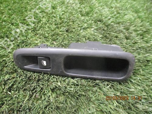 Used Right rear window switch PEUGEOT 3008 I MPV (0U_) 1.6 HDi (109 hp) 27065957