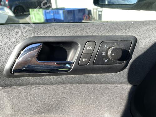 Used Mirror switch VW POLO (9N_, 9A_) 1.2 12V (64 hp) 27051911