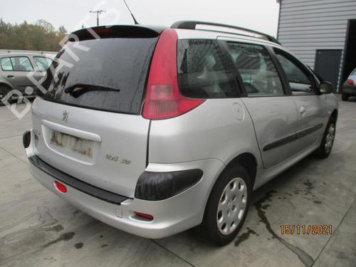 Air filter box PEUGEOT 206 SW (2E/K) 1.4 HDi | BP27066476M87 - Image 4