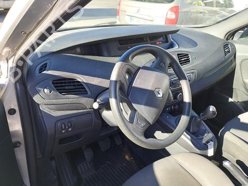 Instrumentbord RENAULT SCÉNIC III (JZ0/1_) 1.5 dCi (110 hp) 32668419