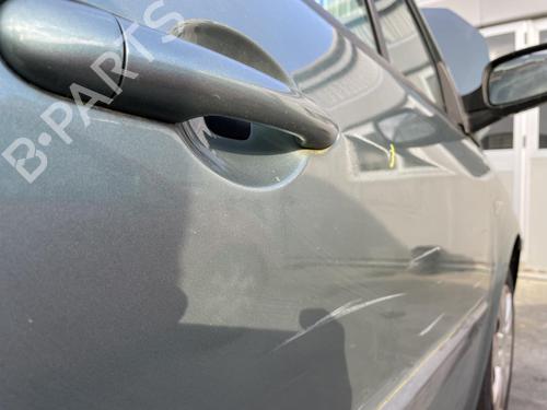 Used Right front door Right front door RENAULT SCÉNIC II (JM0/1_) 1.6 (JM0C, JM0J, JM1B) (113 hp) 27063011 27063011