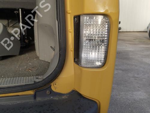 Used Reverse light RENAULT TRAFIC II Bus (JL) 1.9 dCI 100 (JL0C, JL0K) (101 hp) 31994207