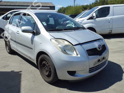 Left front window switch TOYOTA YARIS (_P9_) 1.3 VVT-i (SCP90_, SCP90R) | BP27366942I27  - Image 9