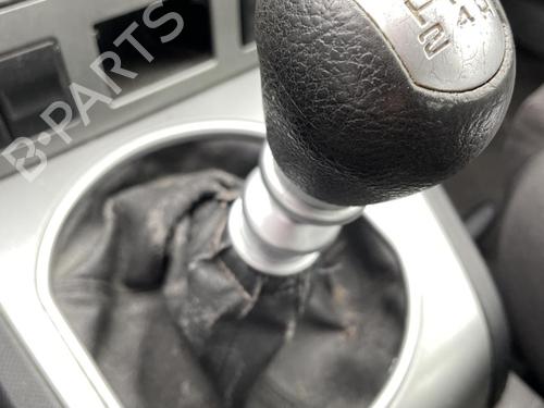 Used Gear lever FORD MONDEO III Saloon (B4Y) 1.8 16V (110 hp) 27087201
