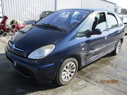Left headlight CITROËN XSARA PICASSO (N68) 1.8 16V | BP27048242C28 