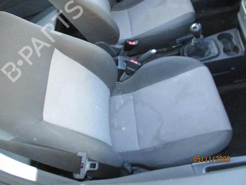 Left headlight OPEL MERIVA A MPV (X03) 1.6 16V (E75) | BP27061107C28 - Image 8