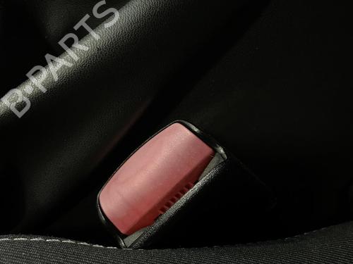 Sikkerhetsbelte-spenne RENAULT MEGANE III Hatchback (BZ0/1_, B3_) 1.5 dCi (BZ09, BZ0D, BZ1W, BZ29, BZ14) (110 hp) 27087162