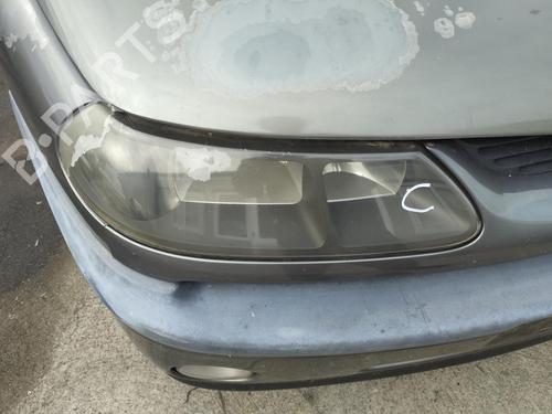 Used Right headlight Right headlight RENAULT LAGUNA I (B56_, 556_) 2.2 dT (B569) (113 hp) 27074992 27074992