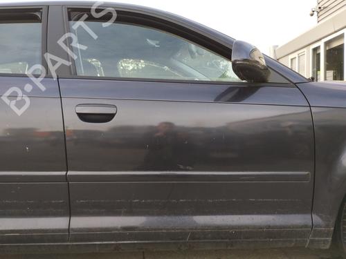 Used Right front door AUDI A3 Sportback (8PA) 1.9 TDI (105 hp) 30084736