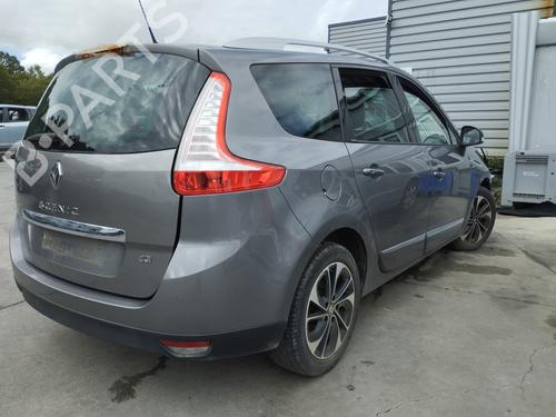 Used Rear axle RENAULT SCÉNIC III (JZ0/1_) 1.6 dCi (JZ00, JZ12) (130 hp) 28692657