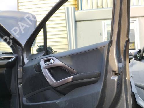 front-right-exterior-door-handle-peugeot-2008-i-cu_-2013-31815206 main image