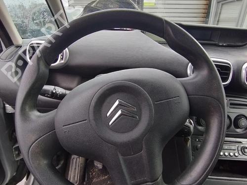 Airbag conducteur CITROËN C3 Picasso (SH_) 1.6 HDI 90 (92 hp) 27045271