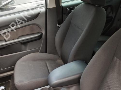 Used Right front seat FORD FOCUS II (DA_, HCP, DP) 1.6 TDCi (90 hp) 27082355