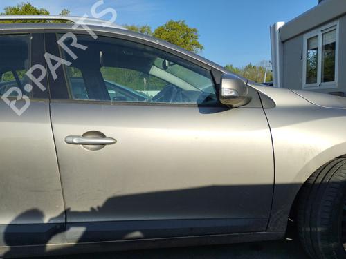 Used Right front door RENAULT MEGANE III Grandtour (KZ0/1) 1.5 dCi (KZ09, KZ0D, KZ1G, KZ29, KZ14, KZ1W, KZ10, KZ1F,... (110 hp) 27046594