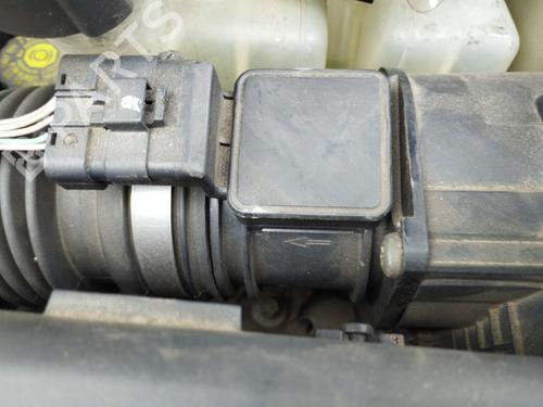 Used Mass air flow sensor Mass air flow sensor RENAULT LAGUNA II Grandtour (KG0/1_) [2001-2007] 35938897 35938897