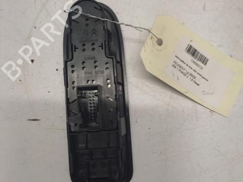 Used Left front window switch Left front window switch PEUGEOT 308 I (4A_, 4C_) 1.6 HDi (92 hp) 27584914 27584914