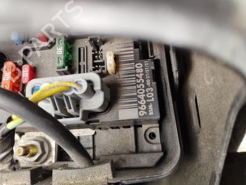 Used Fuse box Fuse box CITROËN C2 (JM_) 1.1 (60 hp) 33724875 33724875